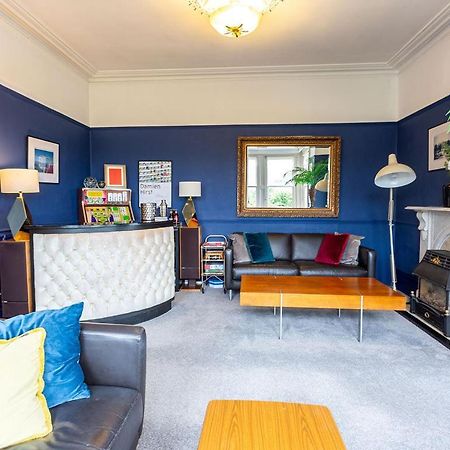 Norbury House Stylish Accommodation อิลฟราคูมบ์ ภายนอก รูปภาพ