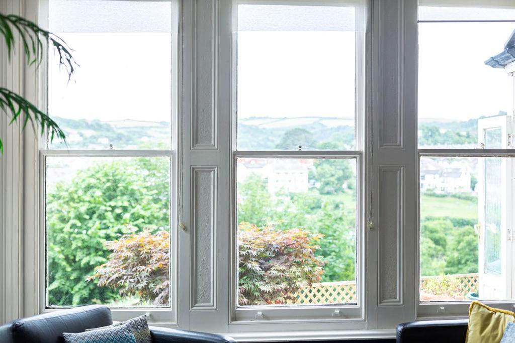 Norbury House Stylish Accommodation อิลฟราคูมบ์ ภายนอก รูปภาพ