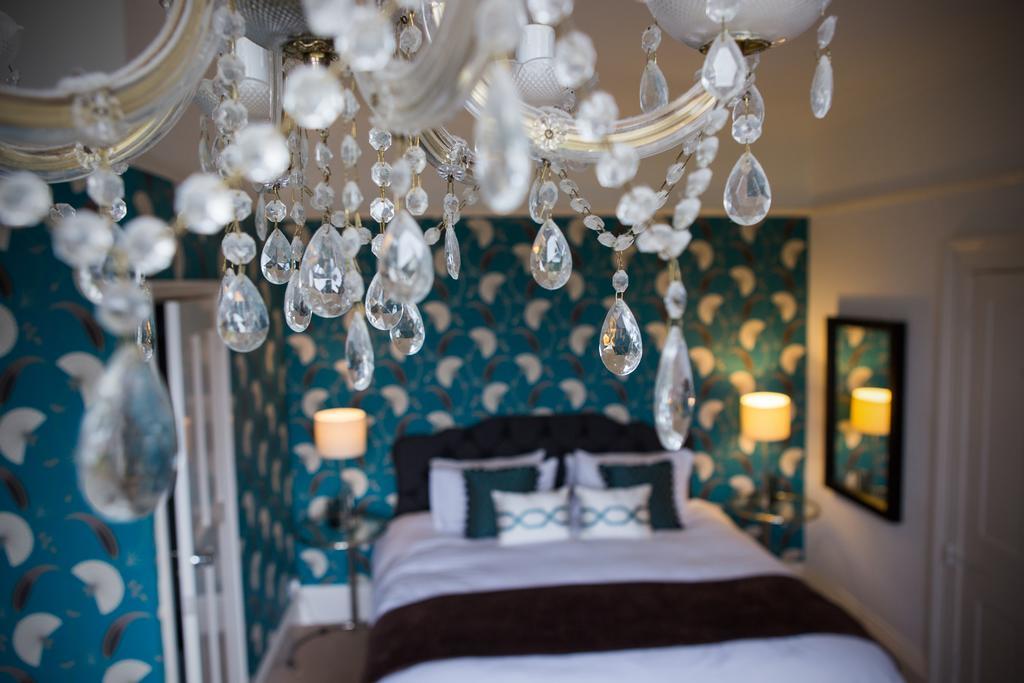 Norbury House Stylish Accommodation อิลฟราคูมบ์ ภายนอก รูปภาพ